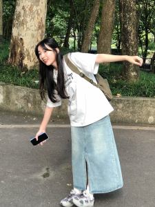 Loose Fit Womens Short Sleeve T-Shirt Embroidered Butterfly Knot Letter Design Casual Korean Style Summer Top Cotton round Neck