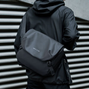 MOYYI Men Fashion Crossbody Bag Multifunction 15 Inch Laptop Chest Bag Outdoor Motorcycle Travel Bag Zipper Messenger Bag Shoulder Bags