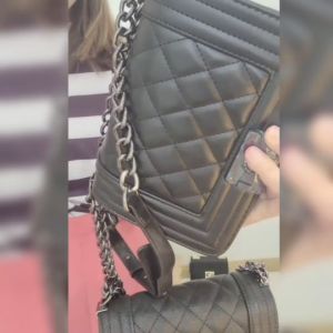 Boyกระเป๋า กระเป๋าสะพายข้าง ผญ กระเป๋าบอย 8 นิ้ว กระเป๋าสะพายไหล่ กระเป๋าแฟชั่นแบรนด์แท้