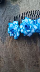 หวีสับ หวีติดดอกไม้ หวีติดดอกกุหลาบ ดอกไม้ประดิษฐ์ ดอกกุหลาบ