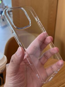 elam | Anti-Yellowing Transparent Thin Phone Case for iPhone 15 Pro