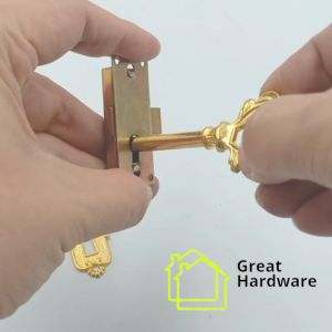 กุญแจโบราณ 1ชุด กุญแจตู้ กุญแจล็อคลิ้นชัก