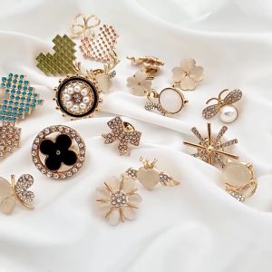 Bros Pin Aksesoris Hijab Aksen Mutiara Motif Elegan / Pin Baju Klip Kecil Bros Korea Tuspin