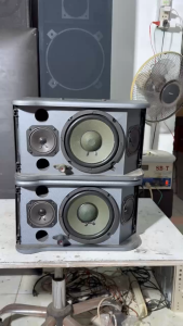 loa Karaoke trợ lời MSP-161 Zá xả 1tr6 ae mua ip em Bãi nhật về khá đẹp Tét hát rất tốt Bass 16cm 2 trép giấy Công suất 400w