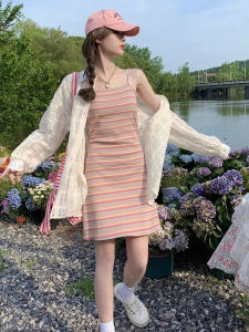 ชุดเดรสยาวคลุมเข่าลายทางสไตล์เกาหลีสำหรับผู้หญิงในฤดูร้อน ชุดเดรสแขนกุดทรงเข้ารูปเอวสูง