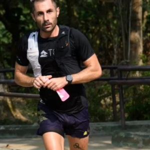 Womens Sherpa Shorts กางเกงวิ่งผู้หญิง T8 Run กางเกงวิ่งผู้หญิง สีชมพู สี Pink Camo V2