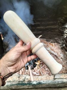 Alu lumpang/ alat Penumbuk/ kayu bubut/ Lesung/ lulumpang