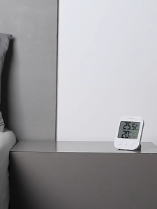 Shiok Living 🚀 Bedside Plastic Storage Caddy with Removable Hook Hanging Basket Sundries Box