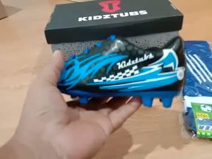 KIDZTUBS Sepatu Sepak Bola Anak Laki LakI Size 28 29 30 31 32 33 34 35 36 37 KDZ1510112324