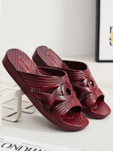 Anti-Slip Flat Bottom Plastic Slippers for Middle-Aged And Elderly Women Summer Home Wear Mom Comfortable Slip-On Sandals