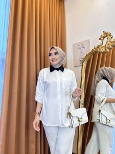 Kemeja Meyshabasic polos kombi lengan panjang kantong satu nyaman