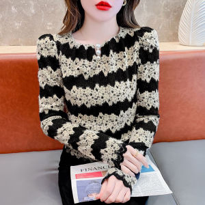 Retro Splicing Bubble Sleeve Flocking Stripe round Neck Lace Shirt Womens Autumn Winter New Style Small Fragrance Wind Top