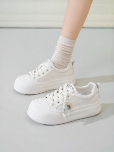Josiny | Elevating Fashionable Pearls-decorated White Shoes