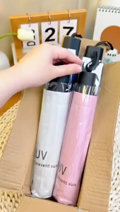 ร่มกันฝน UV ด้วยร่มกันยูวี ร่มกันพับได้ ร่มแคปซูล ร่มแฟชั่น พกพาง่าย ร่มกันฝน ผ้าด่วน กัน UV น้ำหนักเบา รูปแบบร่มกันฝน ร่มกันแดด ร่มกันฝน UV