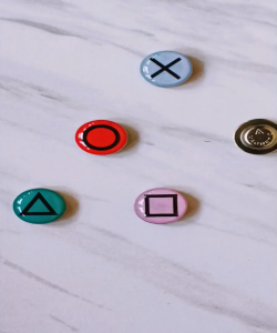 Kancing Pin Magnet BIB Button Number Race/Maraton/Lari Logo Playstation Button Colour (1 Set 4pcs)