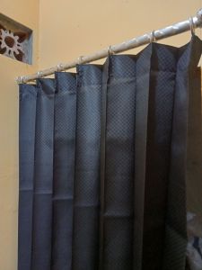 gorden Sido polos hitam/gorden sido polos vaneas/gorden plisket ukuran 150x200