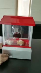 Claw Machine Electronic Candy Machine Arcade Claw Machine Retro Carnival Music And 24 specie Game Birthday Game Candy Kids Toys