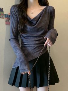 เสื้อยืดคอกว้างแขนยาวลายจุดผูกปมไซส์ใหญ่สำหรับผู้หญิงในฤดูใบไม้ร่วงและฤดูหนาว ทรงเข้ารูป เสื้อเชิ้ตทรงเข้ารูปแบบลำลอง