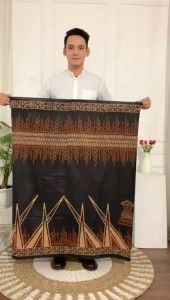 Sarung Gus Iqdam Batik Pria Dewasa Motif Menara Kudus Katun Premium