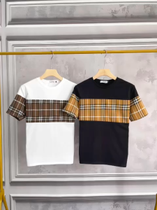 Áo Thun Cổ Tròn Sọc Ngang CARO Tay Ngắn Vải Cotton Co Giãn 4 Chiều Form Regular Fit - TUTEE