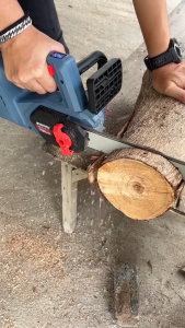 มาซารุ MASARU เลื่อยไฟฟ้าไร้สาย 11.5 นิ้ว 20V รุ่น SCS-420 เลื่อยตัดไม้แบตเตอรี่  ตัดกิ่ง ตัดไม้ขนาดใหญ่ เลื่อยโซ่ไร้สาย มอเตอร์ Brushless เลื่อยมาซารุ เลื่อยไฟฟ้า เลื่อยตัดไม้เลื่อยไฟฟ้า ไฟฟ้าไรสาย เลื่อยโซ่ไร้สาย MASARU เลื่อยโซ่ไร้สาย Masaru มาซารุ