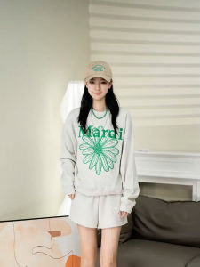 เสื้อสเวตเตอร์คอกลมพิมพ์ลายการ์ตูนหลวมๆ สำหรับผู้หญิง ฤดูใบไม้ผลิและฤดูใบไม้ร่วง ลายดอกไม้ ตัวอักษร ดีไซน์ไม่ซ้ำใคร เสื้อผ้าทำงานสไตล์เกาหลี