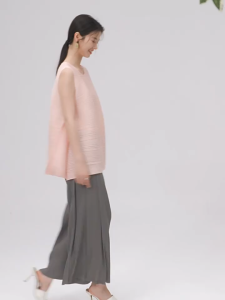 Miyake pleated new top irregular loose slimming casual sleeveless vest T-shirt