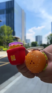 Mainan anak-anak peluncuran rotary mainan gyro burger / kentang goreng / hot dog mainan