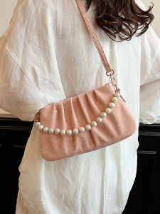 Fashionable Pearl Folded Handbag Womens Summer 2025 Simple Elegance Cloud Shape Shoulder Bag Versatile Single Strap Bag
