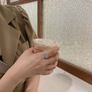 แหวนเพชรสไตล์เรียบง่าย แหวนแฟชั่นสำหรับผู้หญิง แหวนสไตล์เกาหลี แหวนสีทอง แหวนสีเงิน แหวนสีทองแดง แหวนสีทองแดง