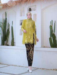 Setelan kebaya tille payet Inara / kebaya pesta / Kebaya modern / Kebaya wisuda / kebaya terbaru / kebaya terlaris / kebaya kondaangan / Seragaman pesta / Baju wanita / Dress Mewah