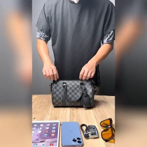MV Bag Sling Bag Quality Casual Travel Outfit Shoulder Messenger Korean Style Black Beg Men Women Silang Sandang Lelaki