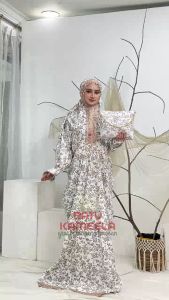 Mukena Terusan Katun Foil Gliter: Desain Elegan & Bunga Mewah