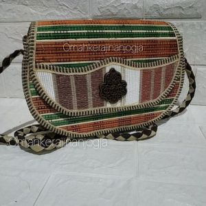 tas lidi tas etnik tas unik tas wanita
