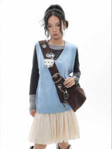 JANDRESS | Original Design 2.0 Hole Series Wide Strap Crossbody Dumpling Bag