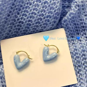 French Gentle Blue Heart Shaped Earrings Womens New 2025 Elegant Peach Heart High-End Design Luxury Ear Cuff Fashion Jewelry