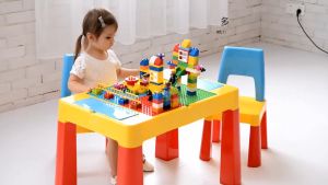ชุดโต๊ะเก้าอี้ตัวต่อ 2in1 Learning Desk DIY Block เสริมพัฒนาการ 1+เก้าอี้2 โต๊ะเรียนหนังสือเด็ก