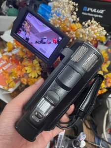 Máy quay phim cầm tay Sony HDR CX700V