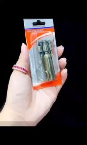 BẬT LỬA - MÓC KHÓA DOLPHIN XĂNG ĐÁ CỔ HÌNH CHAI RƯỢU D339 (KIM LOẠI) - (XÀI XĂNG)