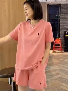 ชุดกีฬาลำลองสำหรับผู้หญิง ชุดสองชิ้น คอตั้ง แขนสั้น ปักลาย กระโปรงสั้น ทรงหลวม แฟชั่นฤดูร้อน ชุดกีฬาลำลอง