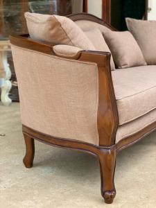 Sofa seater klasik
