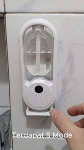 Alat Pengharum Ruangan Otomatis Tanpa Kabel Baterai Bisa diGantung Rechargeable Esential Oil Defuser Mini Portable Automatic Air Freshness Wangi Tahan Lama Mewah Kamar Tidur Mandi Kantor Tempat Kerja Mobil