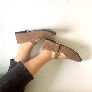 KENDRA MANILA / MARY JANE ELOISE (NEW IN) (MARIKINA MADE HIGH-QUALITY)