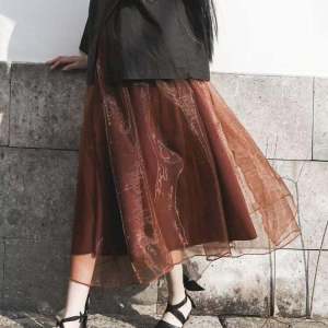 Váy Lưới Xếp Ly Cạp Cao Phong Cách Nhật Bản Váy Midi Chữ a Dáng Rộng Màu Trơn Tay Ngắn Mùa Xuân 2025