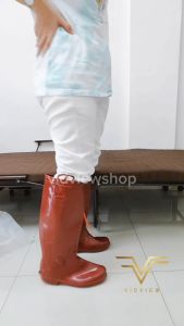 VIDVIEW รองเท้าบูทยาวกันน้ำ Boto รุ่น 718 ข้อสูง 18 นิ้ว ยาวถึงเข่า มีเชือกผูก เนื้อยางกันน้ำ กันฝน สีน้ำตาล