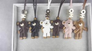 Relaxing PU Leather Bear Bag Charm - Adorable Keychain with Golden "OH" Bead Perfect Gift for Relax & Style/Bag Accessory