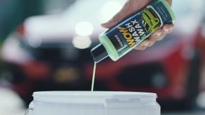 Car Wash Set Komak Wow! Triple Pack - Wash & Wax Crystal Shine & Tire Conditioner with Microfiber Cloth 300gsm & 840gsm