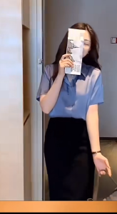 Collared Short Sleeve Shirt for Women Spring Summer 2025 New Design Loose Fit V-Neck Professional Shirt