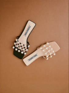 Toomanyshoes | Summer New Pearl Raindrop Flat Slip On Sandals