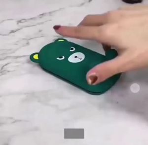 Adjustable Desk Phone Holder 手机桌面支架可折叠 Cartoon Non Slip Foldable Smartphone Mobile Gadgets Phone Stand Tempat Letak Fon Meja